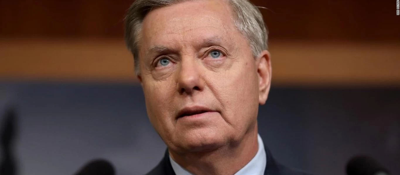 ΗΠΑ: Σφοδρές αποδοκιμασίες κατά του ρεπουμπλικανού γερουσιαστή Λ.Γκράχαμ που «πούλησε» τον Ν.Τραμπ: «Είσαι προδότης»